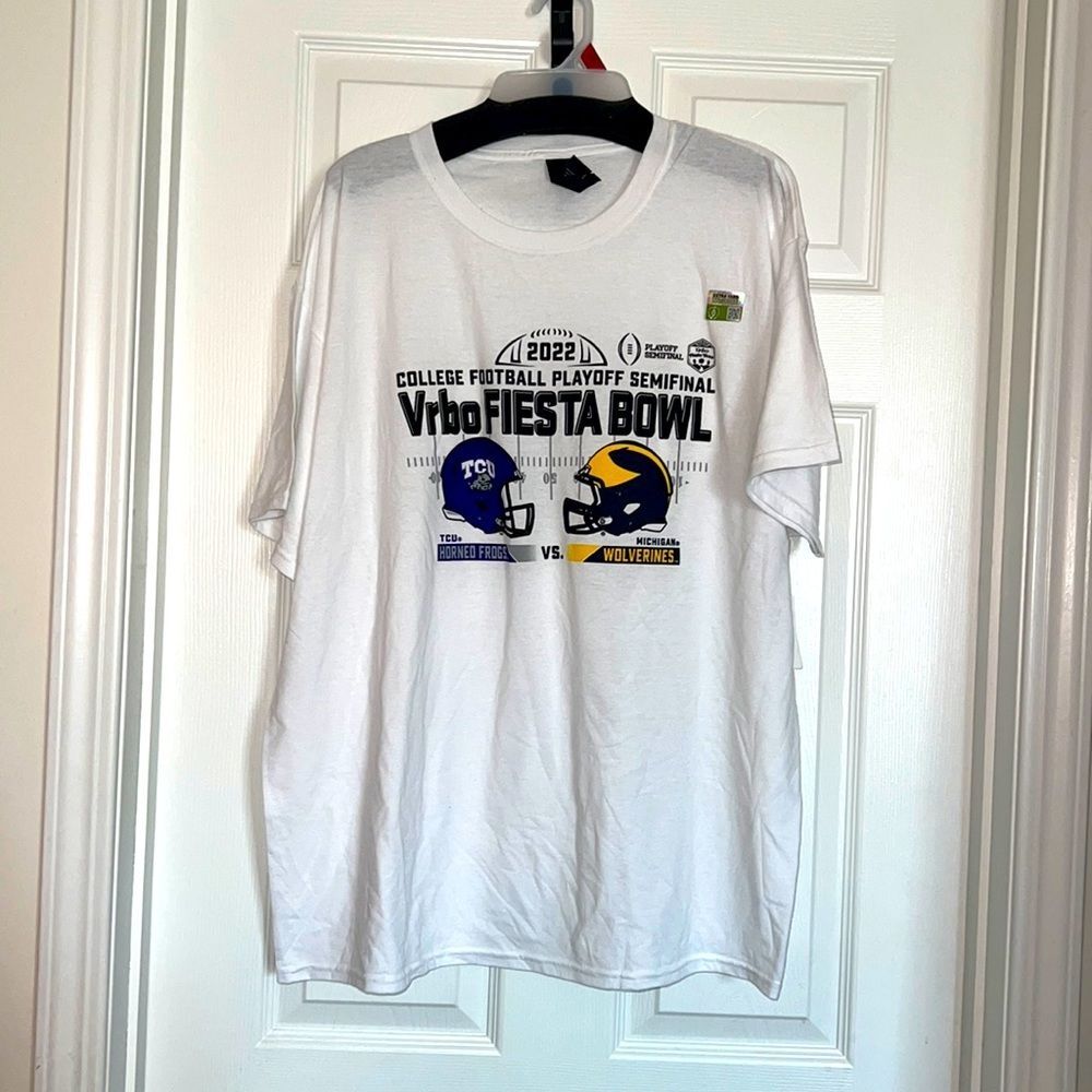 X temp Hanes xl 2022 vrbo fiesta bowl tee